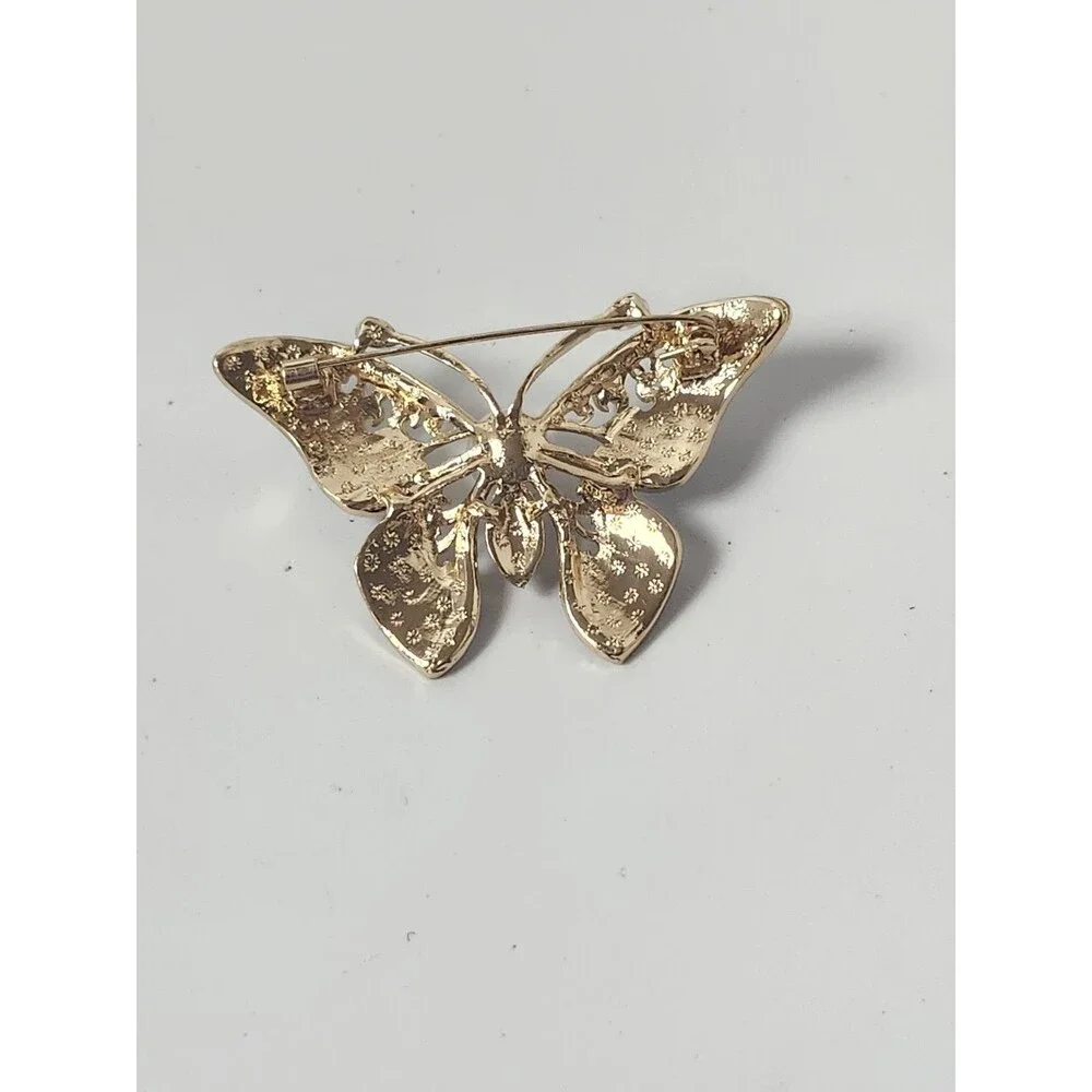 Beautiful Blue Butterfly Brooch